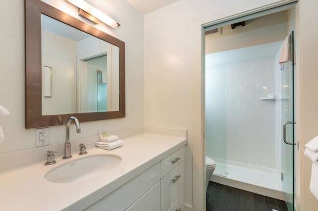 Building Photo - 17389 Mallard Dr