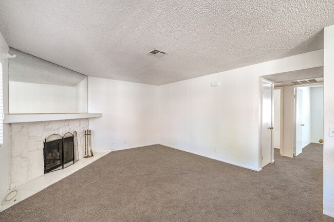 Building Photo - 1333 Pinto Rock Ln