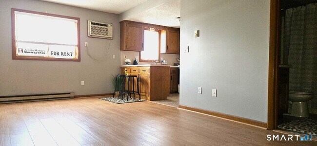 Building Photo - 482 East St