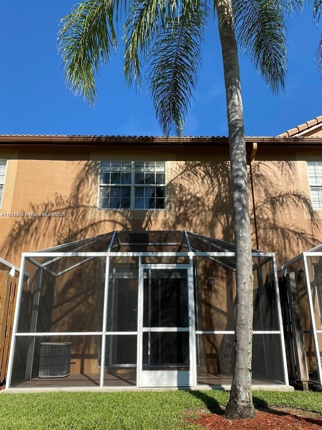 Building Photo - 1390 Veracruz Ln