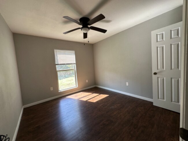 Building Photo - 3017 FM 2280