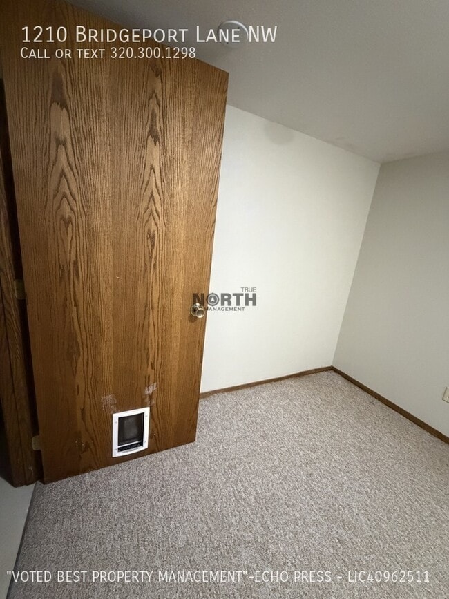 Building Photo - 1210 Bridgeport Ln NW