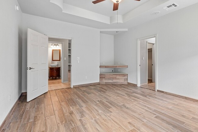 Building Photo - 261 Palo Duro
