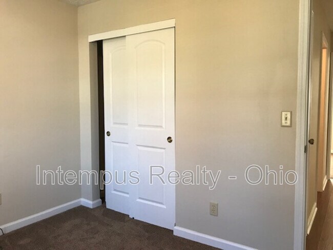Building Photo - 129 Lofton Cir