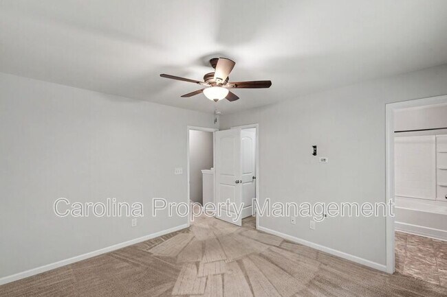 Building Photo - 13983 Singleleaf Lane