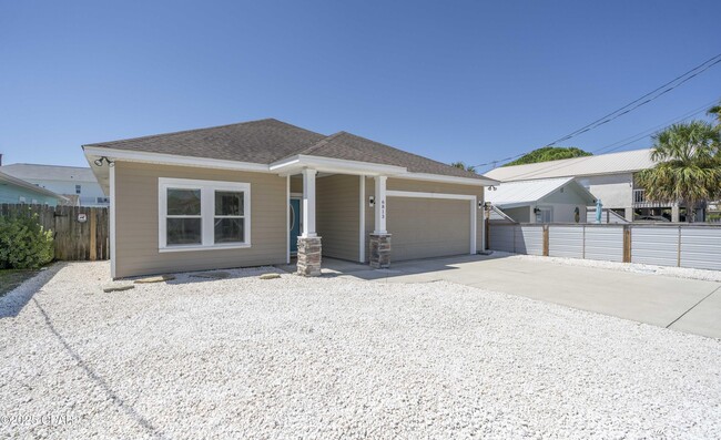 Building Photo - 6813 S Lagoon Dr