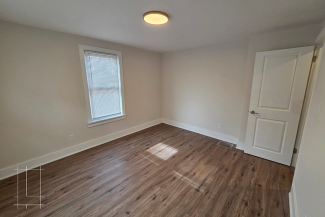 Building Photo - 1257 N 6th St