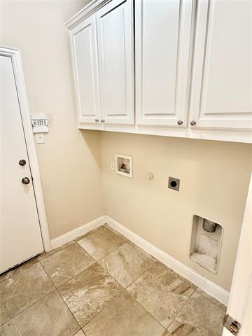 Building Photo - 1500 Grove Dr