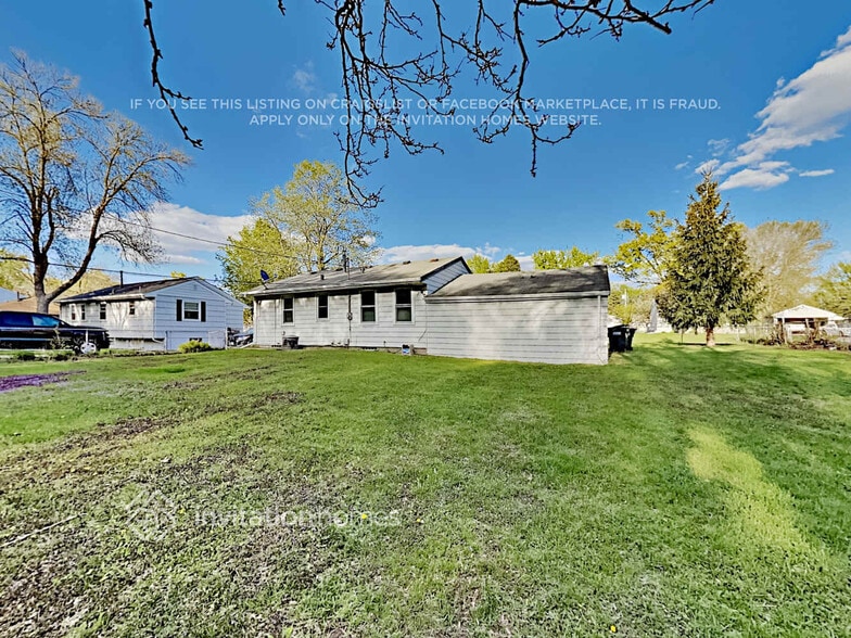 Building Photo - 5121 France Ave N