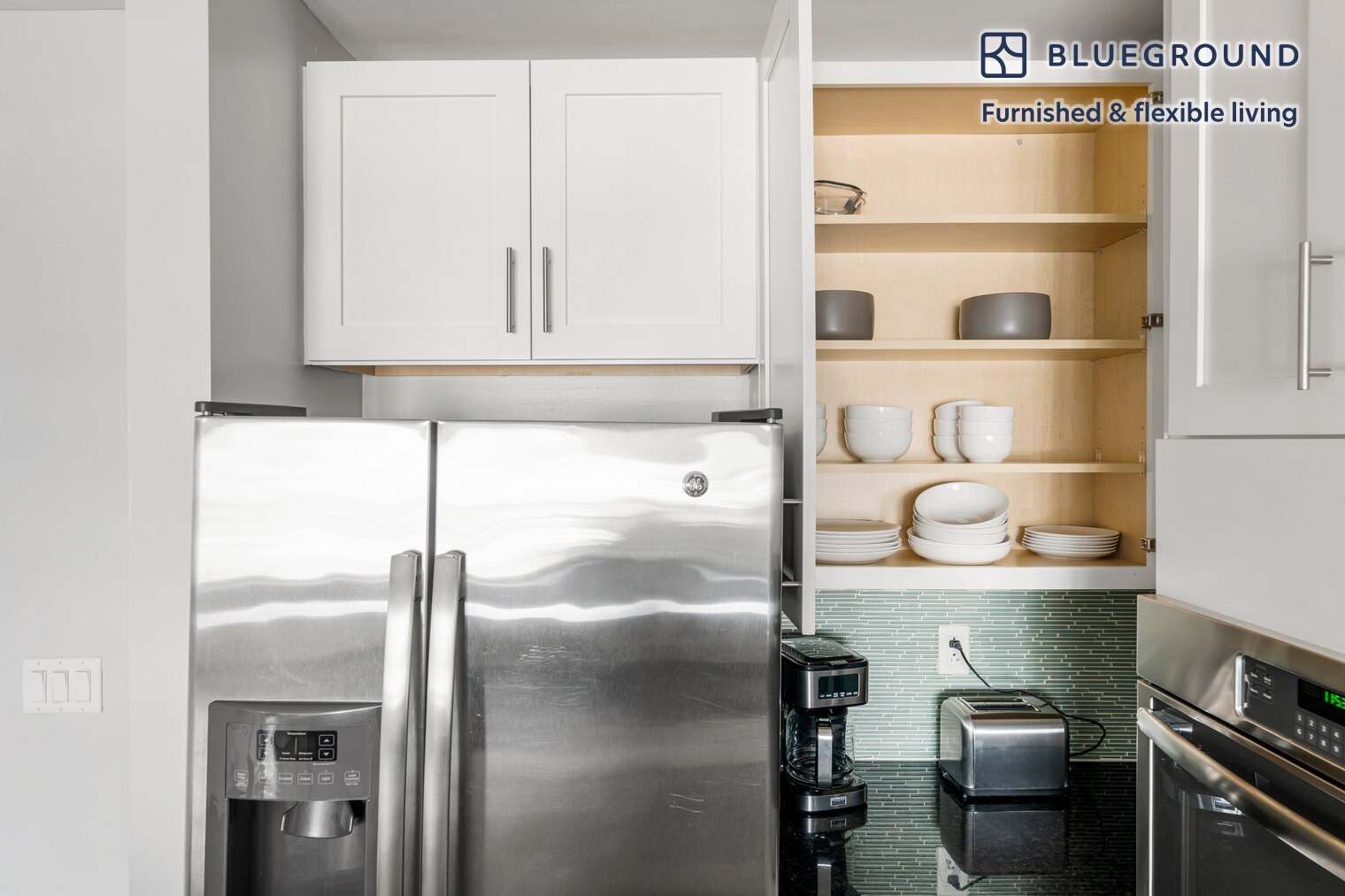 Building Photo - 33 Rogers St