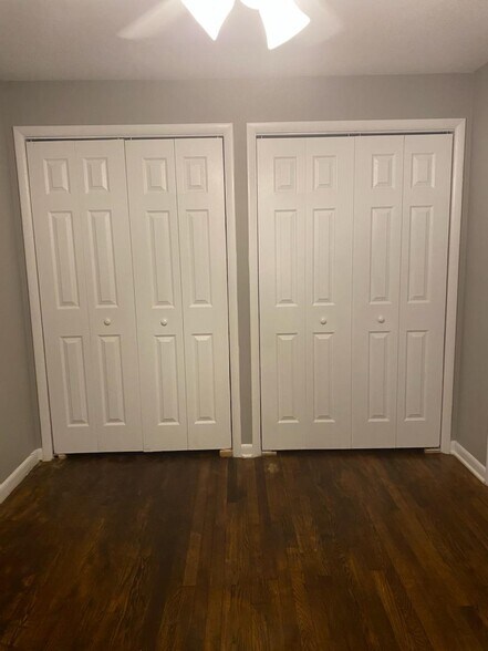 Building Photo - 319 Pleasant St