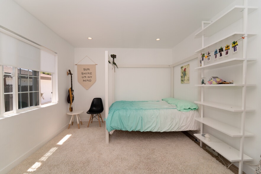 2nd bedroom - 9044 Carson St