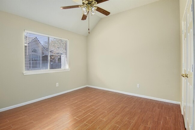 Building Photo - 21610 Emerald Ridge Cir