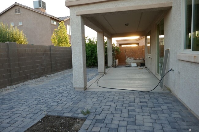 Building Photo - 6549 E 35th Pl