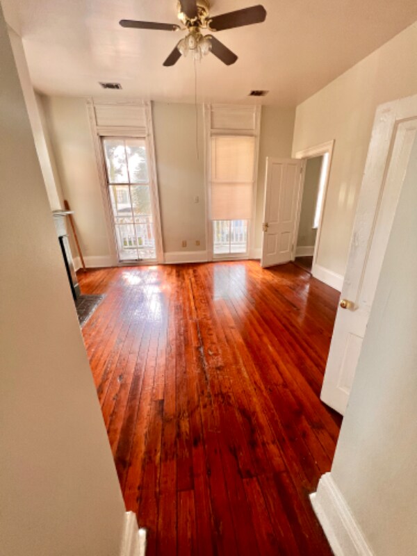 Building Photo - 316 W Duffy St