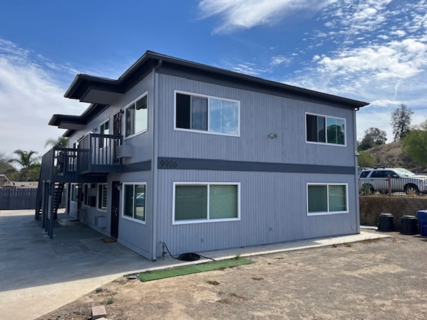 Building Photo - 9906 Buena Vista Dr
