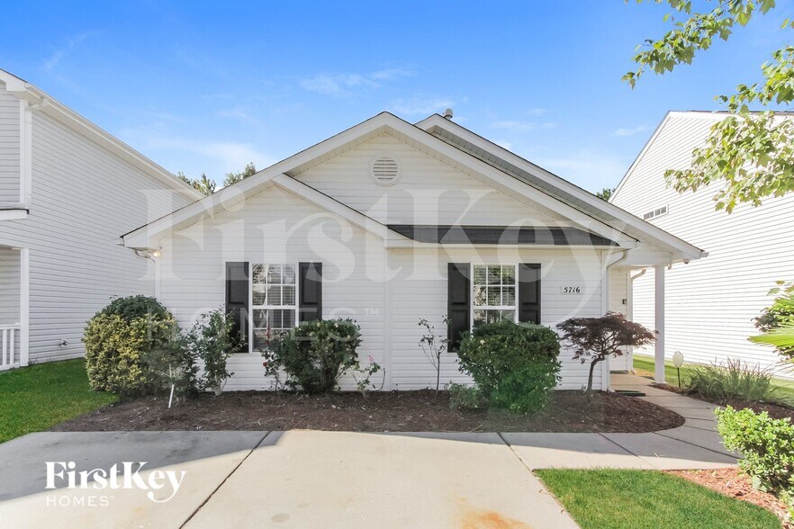 Building Photo - 5716 Henderson Oaks Dr