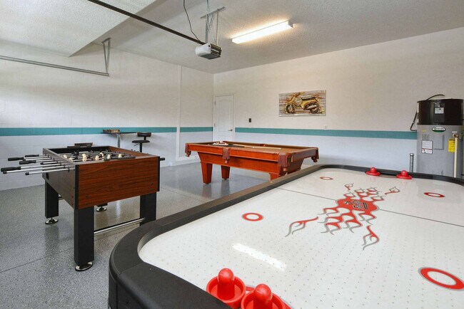 Building Photo - 9160 Scramble Dr