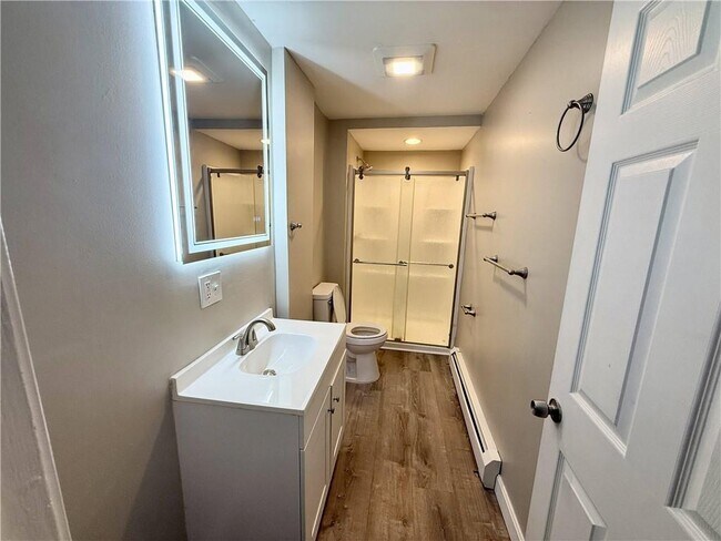 Building Photo - 41 Fruit Hill Ave