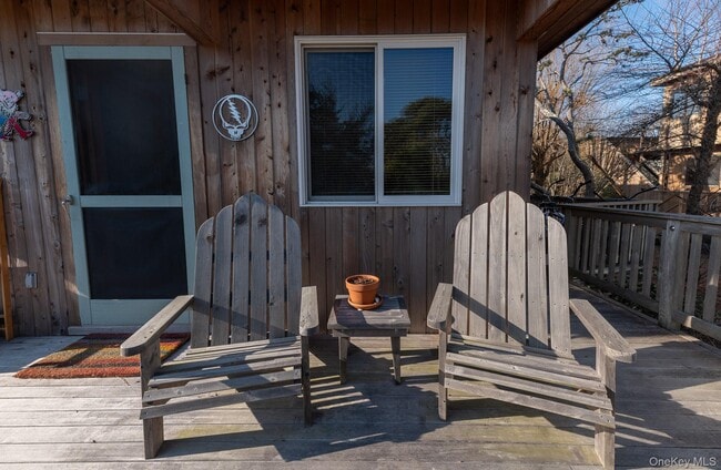 Building Photo - 100 Clipper Way