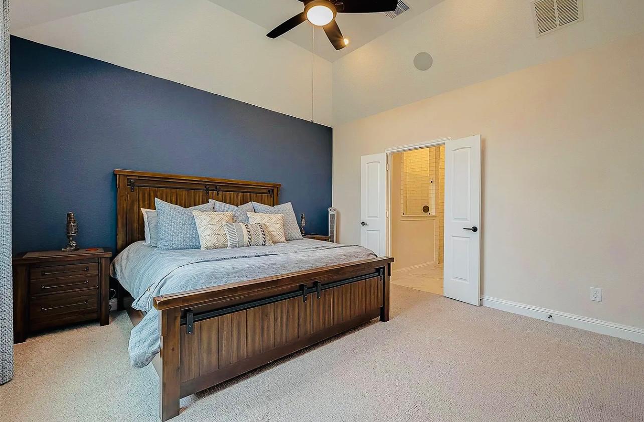 Building Photo - 15306 Spanish Ranchos Way