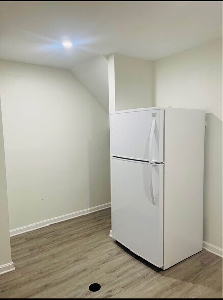 Building Photo - 138 Limestone Way