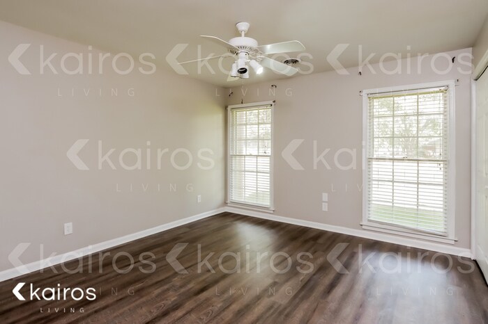 Building Photo - 201 Arrowhead Dr