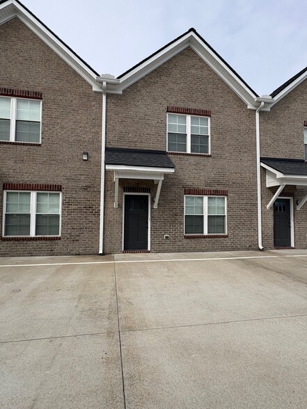 Building Photo - 311 McMinnville Hwy