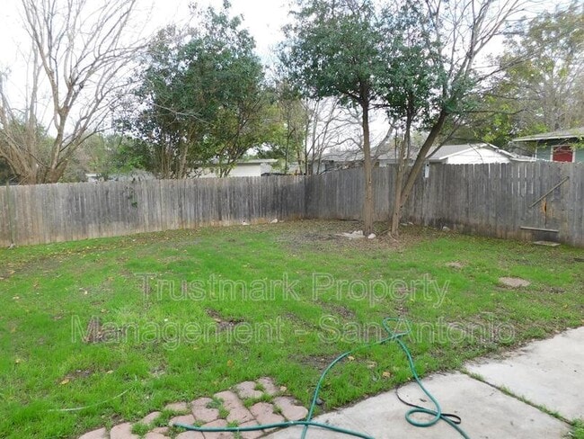 Building Photo - 801 Rittiman Rd