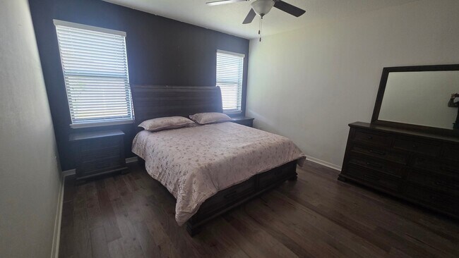 Building Photo - 11918 Winterset Cove Dr