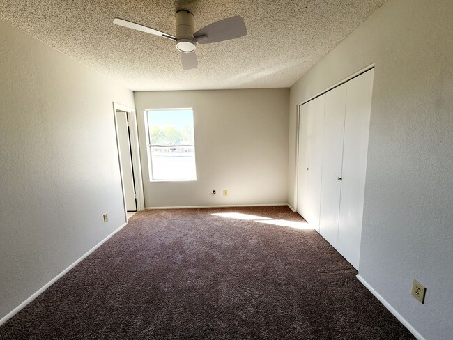 Building Photo - 3 Bedroom in Mesa!