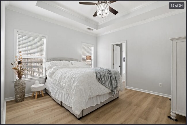 Building Photo - 3143 Enclave Ln