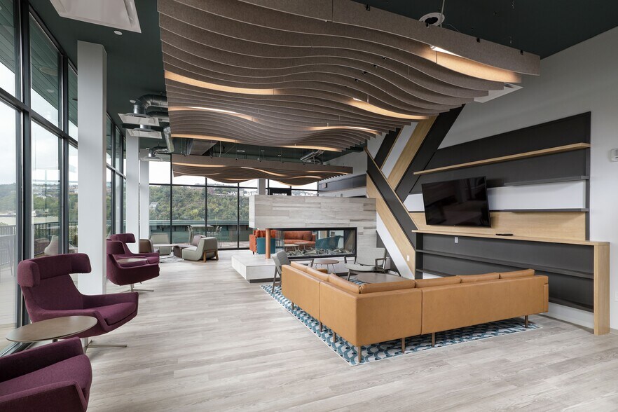 Helm on the Allegheny 2239 Railroad St Pittsburgh PA 15222