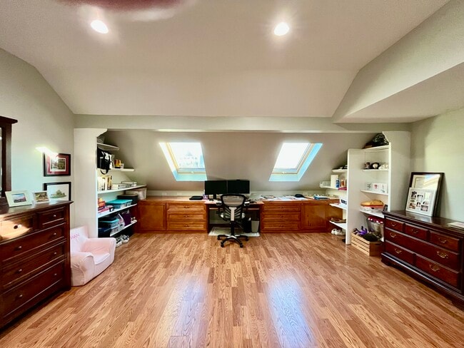 Building Photo - 95 Highland Rd