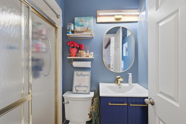 Building Photo - 9728 S Tripp Ave