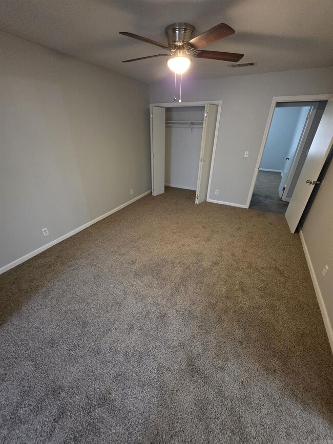 Building Photo - 8904 Merrymen Rd