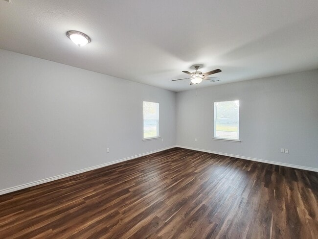 Building Photo - 3201 J P Davis Ave