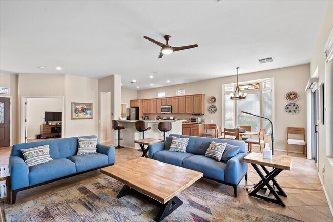 Building Photo - 5428 W Winding Desert Dr