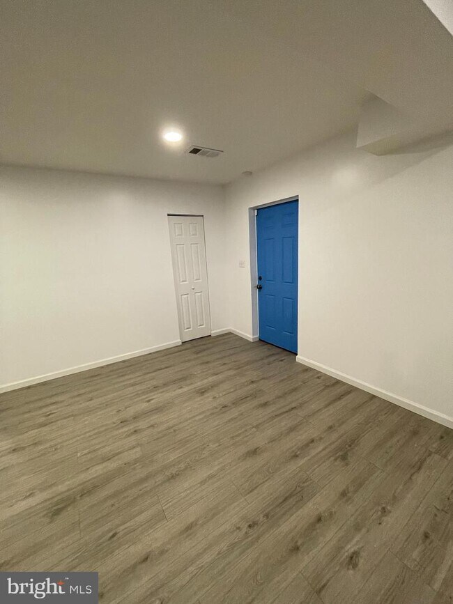 Building Photo - 2016 Gatewood Pl