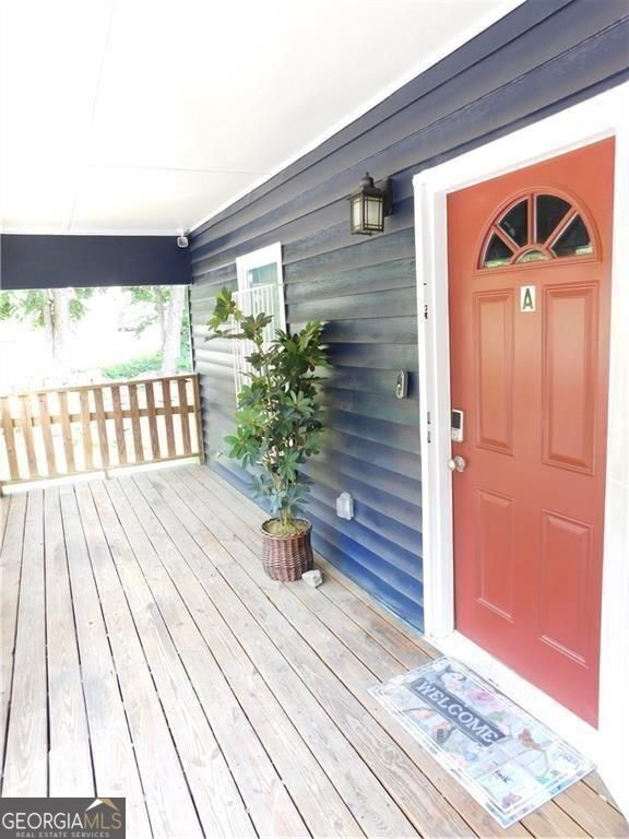 Building Photo - 213 Claire Dr SE