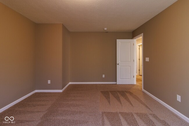 Building Photo - 6610 Aberdeen Dr