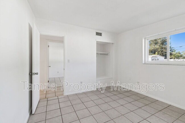 Building Photo - 5801 Emerson Ave S