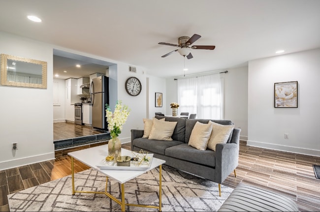 Building Photo - 1399 N Druid Hills Rd