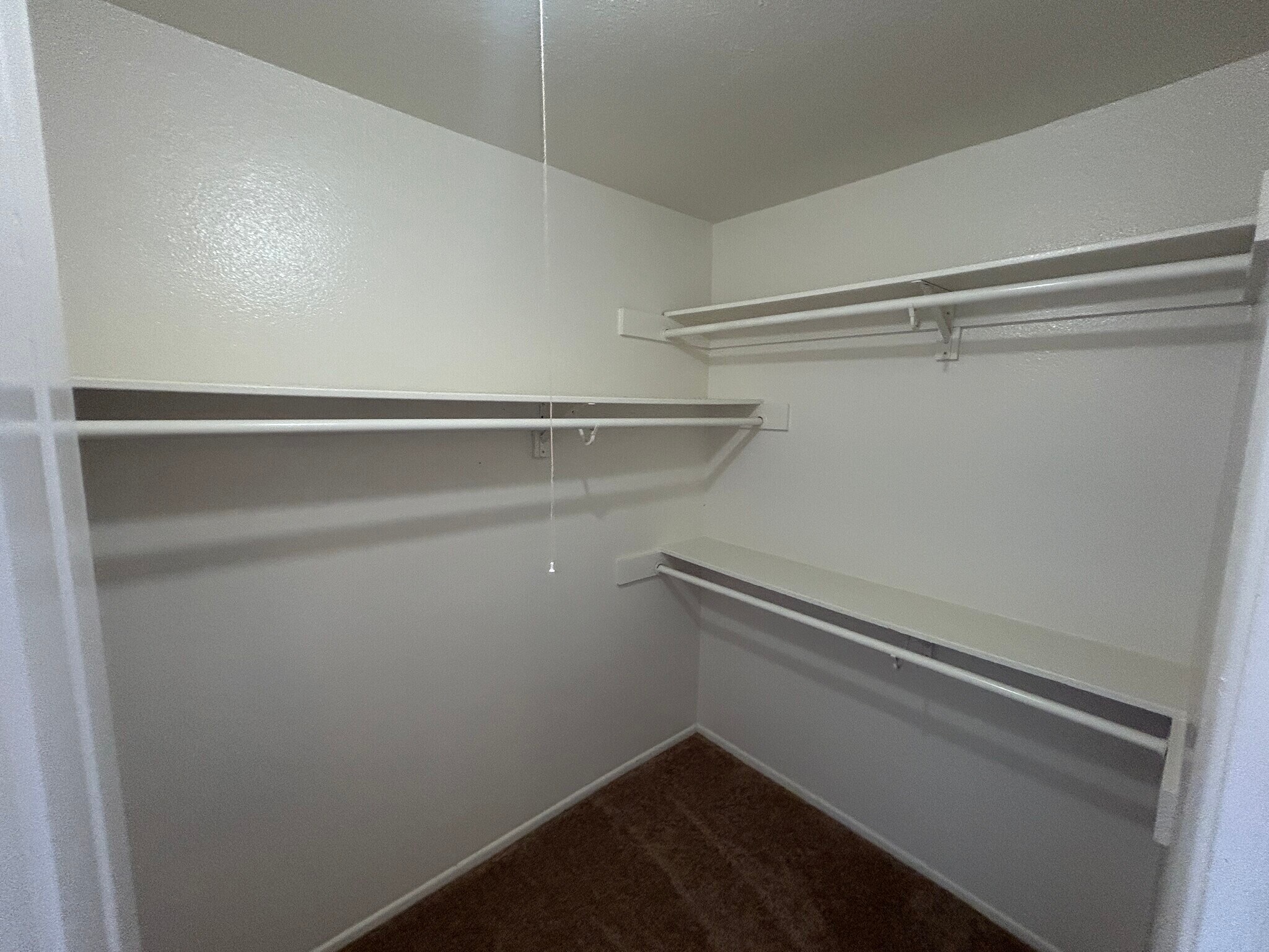 Building Photo - 4740 W Rose Ln