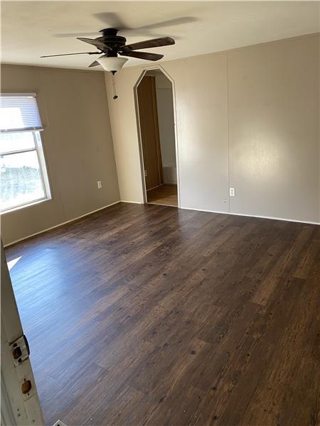 Building Photo - 161 Cowboy Ln