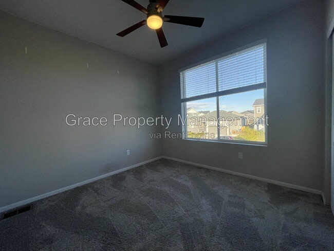 Building Photo - 9661 Truckee St