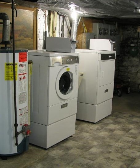 Building Photo - 65 S 17th St