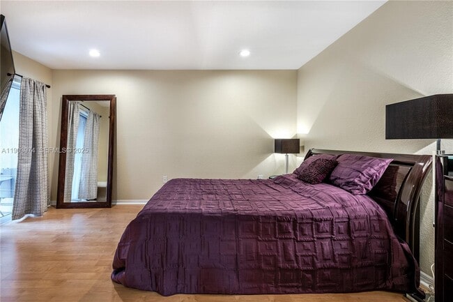 Building Photo - 1275 Yellowheart Way