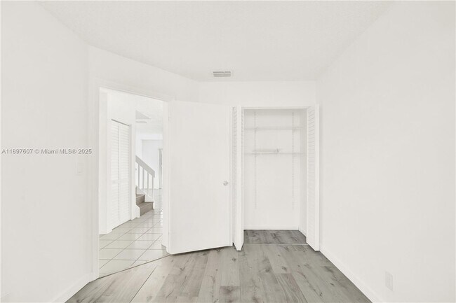 Building Photo - 17380 SW 140th Ct