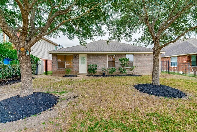 Building Photo - 25831 Chapman Falls Dr